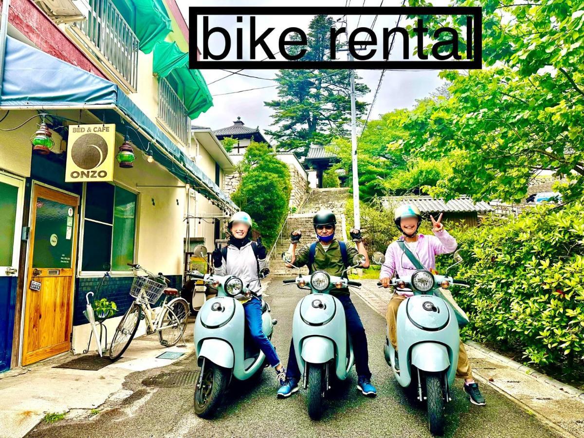 Bed&Cafe Onzo オンゾー Hotel Onomichi Exterior photo